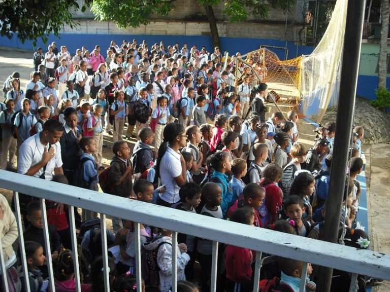 Dr. Loukas dental mission trip Dominican Republic, community dental care